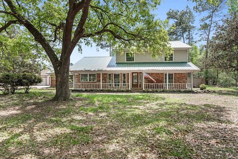 Photo of 430 Neches Ct., Lumberton, TX 77657 (MLS # 266361)