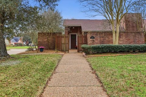 Photo of 4415 Thomas Glen, Beaumont, TX 77706 (MLS # 265262)