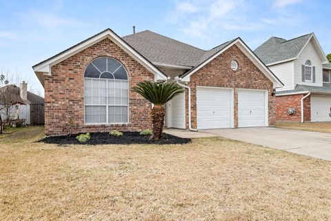 Photo of 7930 Bluebonnet, Beaumont, TX 77713 (MLS # 264901)