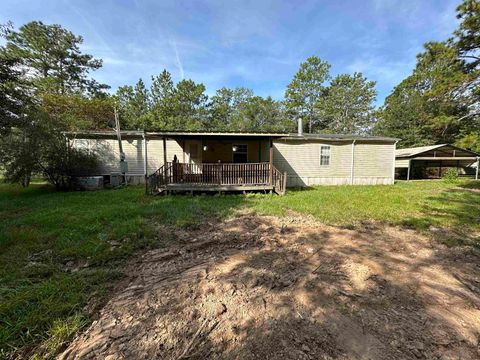 A home in Silsbee