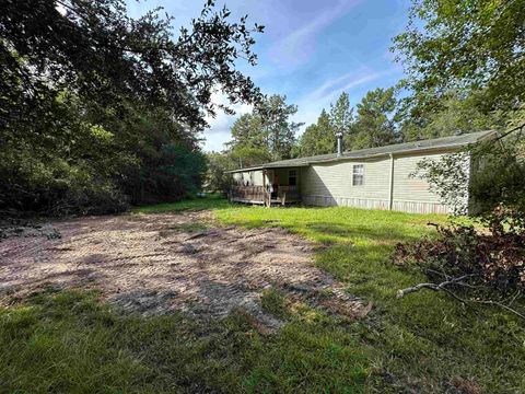 A home in Silsbee