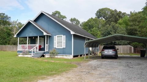 A home in Vidor