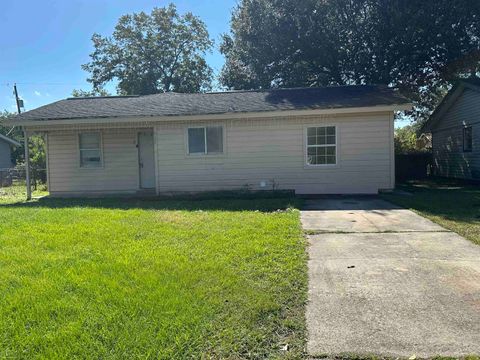 Photo of 617 Bridal Wreath, Orange, TX 77630 (MLS # 262572)