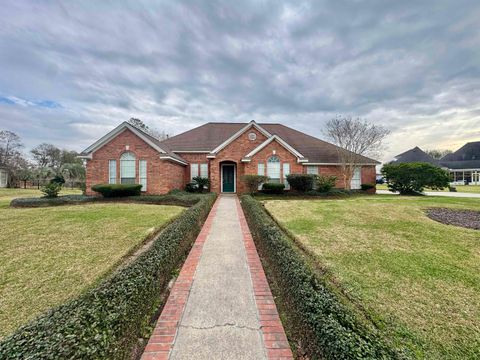 Photo of 303 Waterwood Dr, Orange, TX 77630 (MLS # 264205)