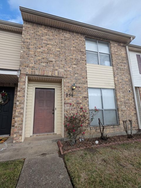 Photo of 956 Sunmeadow Dr., Beaumont, TX 77706 (MLS # 263686)