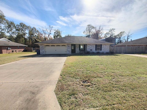 Photo of 45 Robinhood Lane, Lumberton, TX 77657 (MLS # 271871)