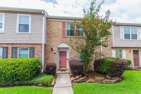 916 PARK MEADOW DR, BEAUMONT, TX 77706 - Image 211c45d8aa76dff4e0e30f466b3a7bb8/727664942