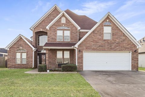 Photo of 5210 Delilah Ct, Groves, TX 77619 (MLS # 264192)