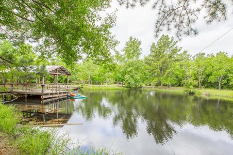 A home in Vidor