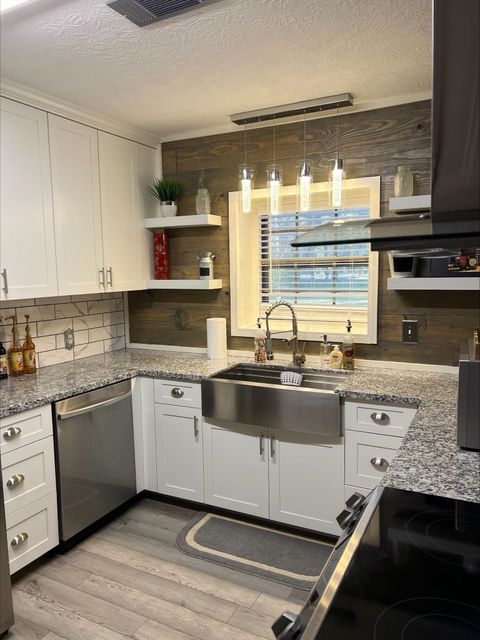 Photo of 6016 Jade, Port Arthur, TX 77640 (MLS # 263497)