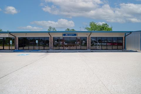 Photo of 5455 Tx-105, Beaumont, TX 77708 (MLS # 266253)