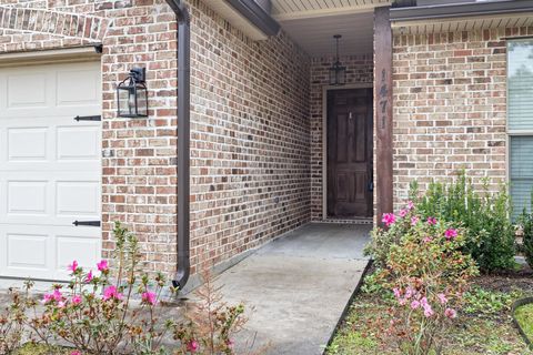 A home in Silsbee