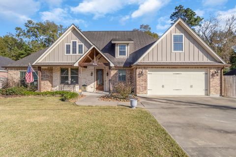 Photo of 110 Dalewood, Silsbee, TX 77656 (MLS # 263735)