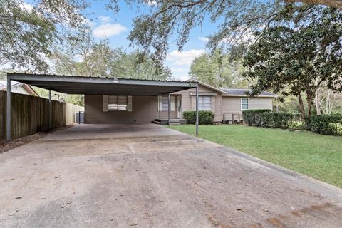 A home in Silsbee