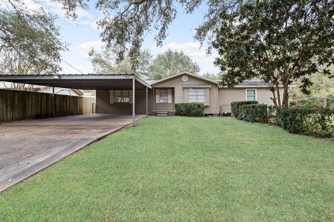 A home in Silsbee