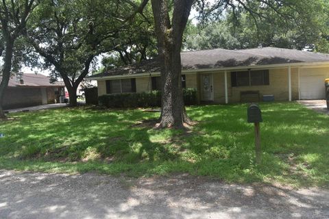 Photo of 115 Reynolds Ln, Vidor, TX 77662 (MLS # 268073)