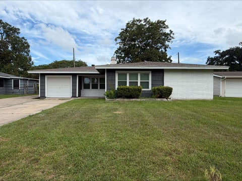 Photo of 404 Crepe Myrtle, Orange, TX 77630 (MLS # 271692)