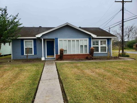 Photo of 1795 Euclid, Beaumont, TX 77705 (MLS # 264263)