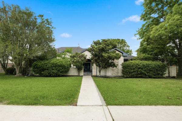 742 TEXAS AVE, PORT NECHES, TX 77651 - Image 28721f79f2b3b0962d2c8460dad8855d/1635373477