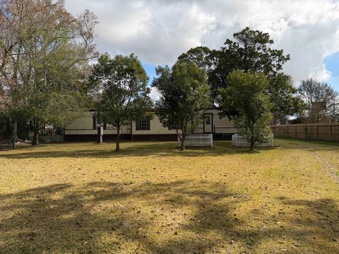 Photo of 2947 Woodcock St., Orange, TX 77630 (MLS # 264962)