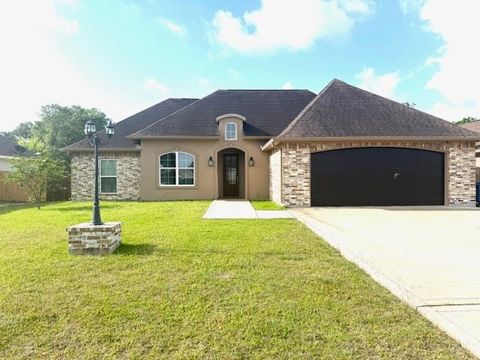 Photo of 555 Tryson, Bridge City, TX 77611 (MLS # 266734)