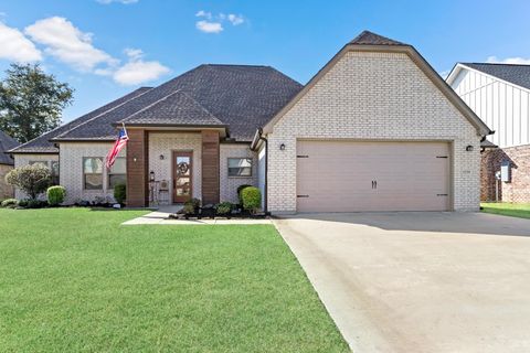 A home in Lumberton