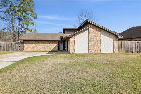 A home in Vidor