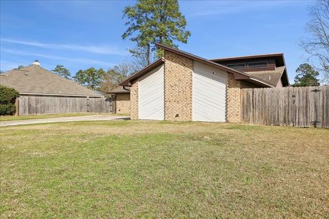 A home in Vidor