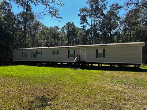 A home in Vidor