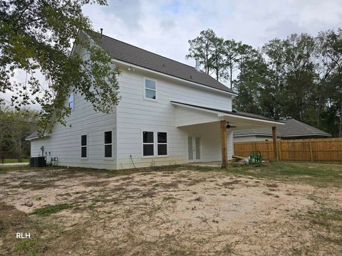 A home in Lumberton