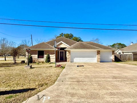 Photo of 635 Windmill Way, Vidor, TX 77662 (MLS # 264850)