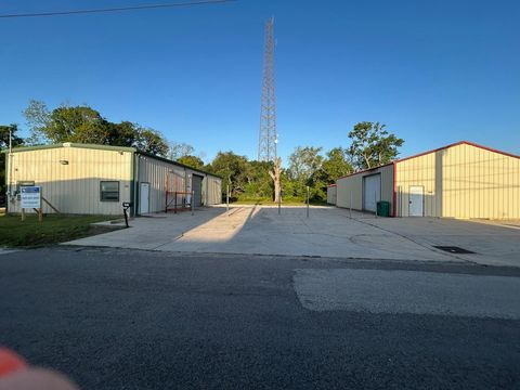Photo of 51 N 13th, Beaumont, TX 77702 (MLS # 261342)