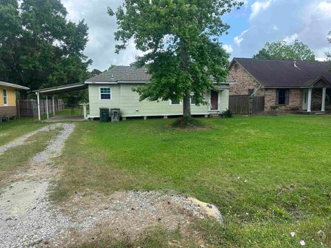 Photo of 2743 Susie Dr, Port Arthur, TX 77640 (MLS # 266766)