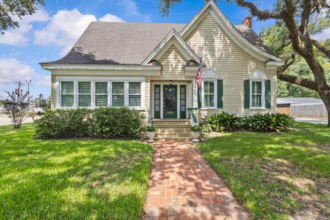 Photo of 465 N 4th Street, Silsbee, TX 77656 (MLS # 269965)