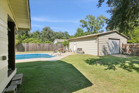 A home in Lumberton