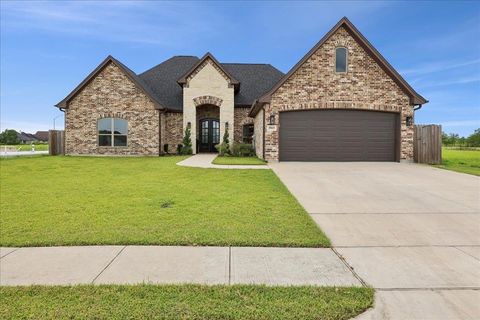 Photo of 3915 Saif Wood St, Beaumont, TX 77706 (MLS # 263515)