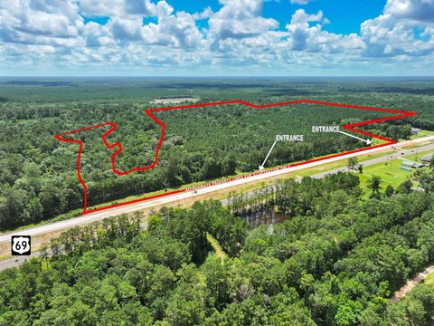 Photo of 15837 US Hwy 69 S, Warren, TX 77664 (MLS # 268487)