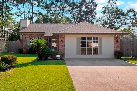 Photo of 395 Needles St, Vidor, TX 77662 (MLS # 263383)