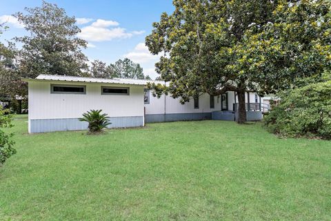 A home in Silsbee