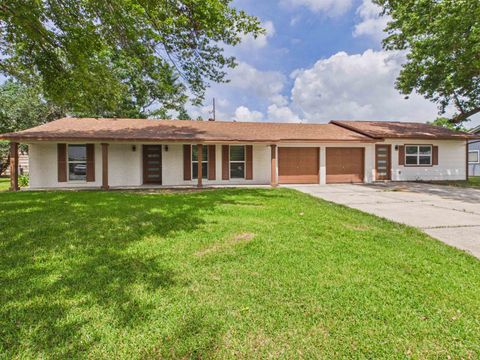 Property photo of 4209 Glenhurst Street, Orange, TX 77630
