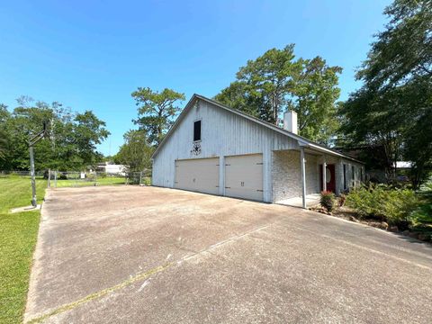 A home in Lumberton