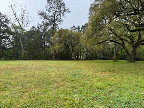 Photo of 10685 Old Voth Rd, Beaumont, TX 77713 (MLS # 265251)