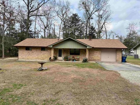 Photo of 108 Bumstead Rd, Lumberton, TX 77657 (MLS # 265425)
