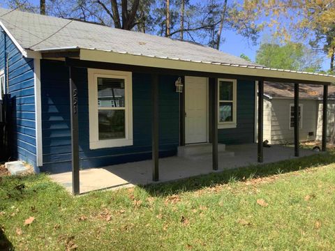 Photo of 551 Third Street, Jasper, TX 75951 (MLS # 266035)