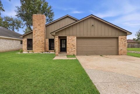 Photo of 6702 Gladys Ave, Beaumont, TX 77706 (MLS # 267820)