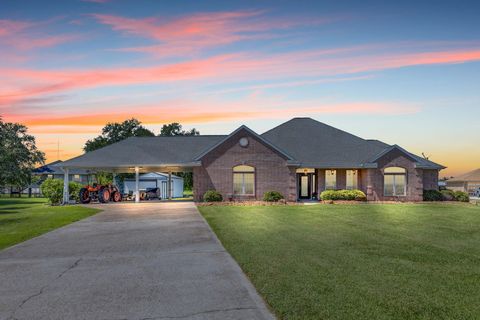 A home in Bridge City