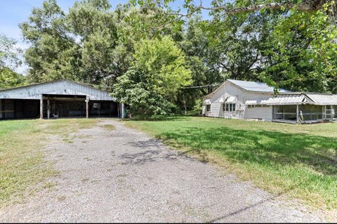 Photo of 2104 Hwy 365, Nome, TX 77629 (MLS # 270227)
