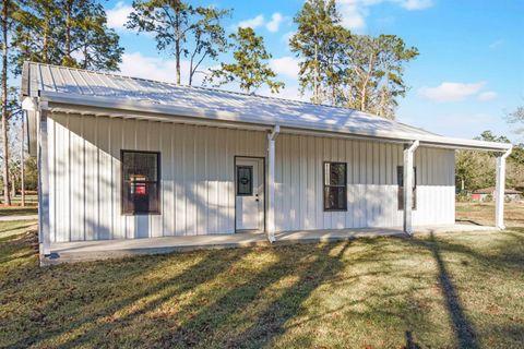 A home in Silsbee