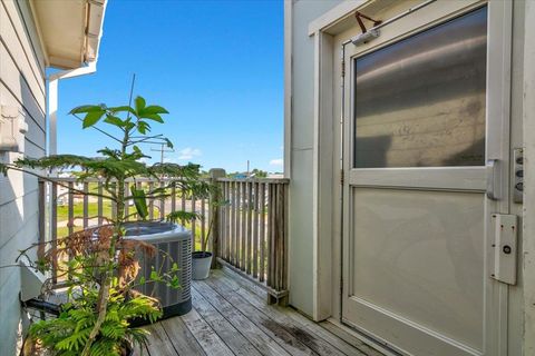 A home in Crystal Beach