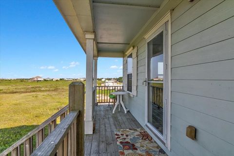 A home in Crystal Beach